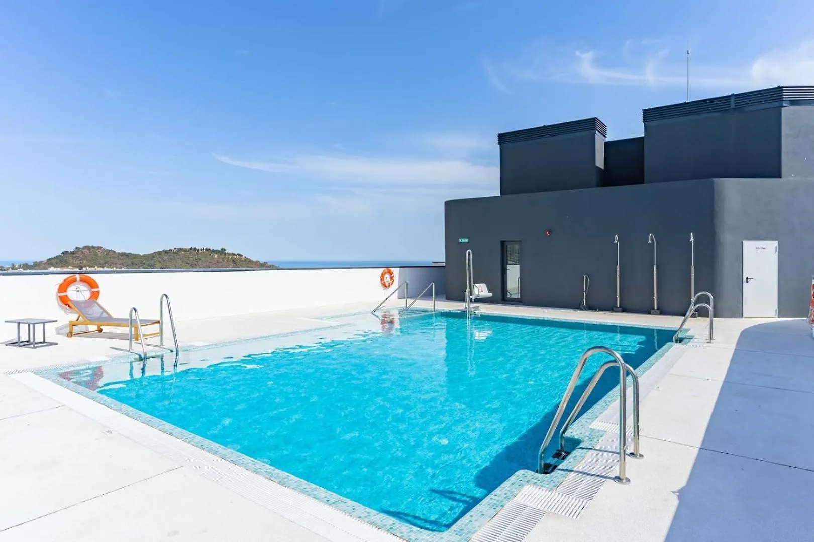 Guestready - Modern Getaway In Malaga Apartment