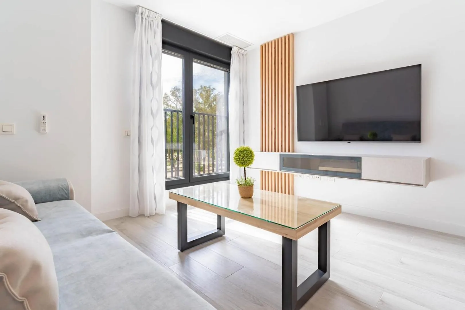 Guestready - Modern Getaway In Malaga Apartment