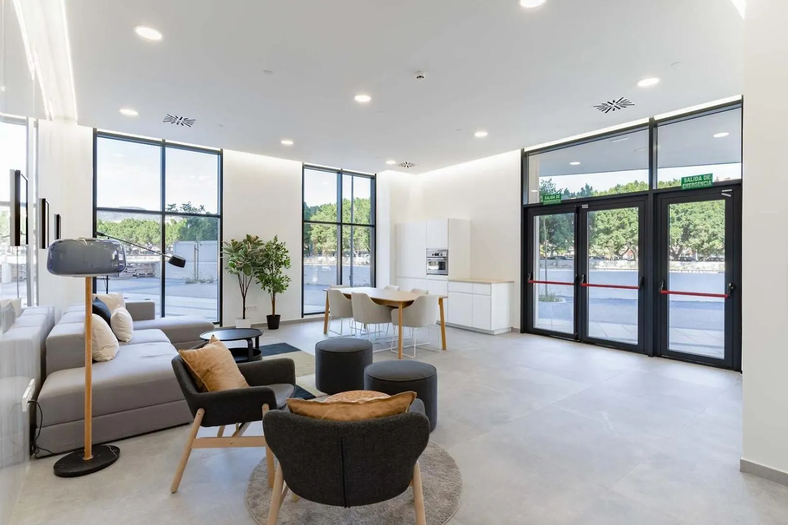 Guestready - Modern Getaway In Malaga Apartment